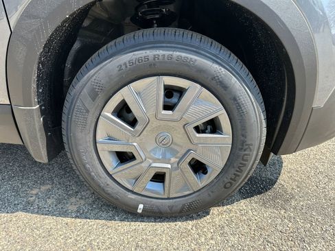 New 2026 Nissan Kicks S w/ Charging Package image 9