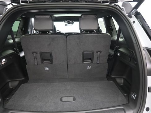 New 2025 Jeep Grand Cherokee L Limited image 16