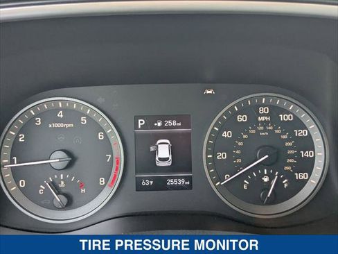 Used 2021 Hyundai Tucson SE image 16