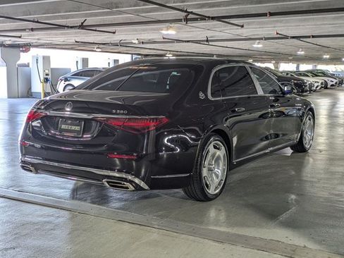 Certified 2023 Mercedes-Benz Maybach S 580 4MATIC image 5