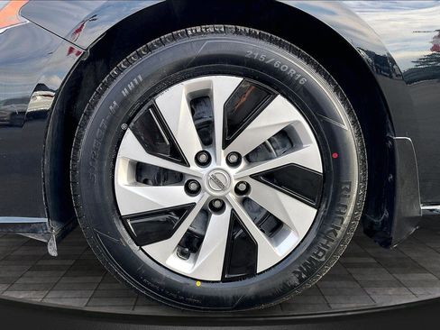 Certified 2024 Nissan Altima 2.5 S image 10