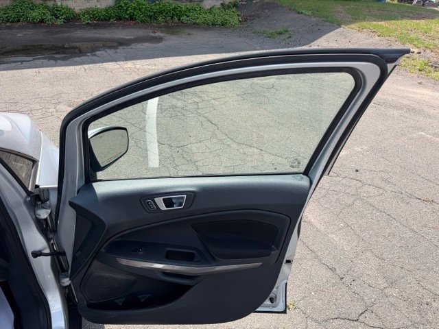 Used 2018 Ford EcoSport SE w/ SE Convenience Package FWD image 12