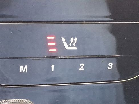 Used 2022 Mercedes-Benz C 300 4MATIC Sedan image 25