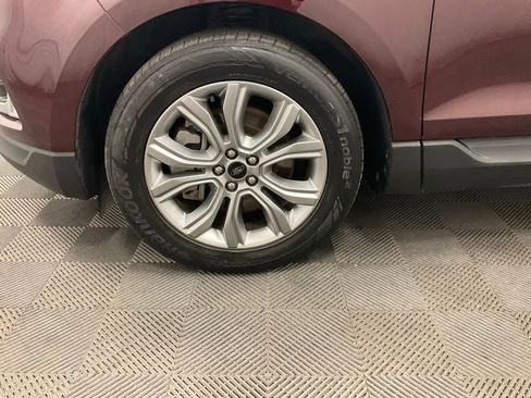 Used 2023 Ford Edge Titanium image 14