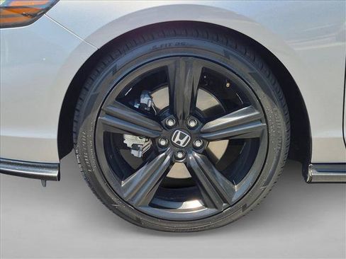 Used 2023 Honda Accord Sport image 24