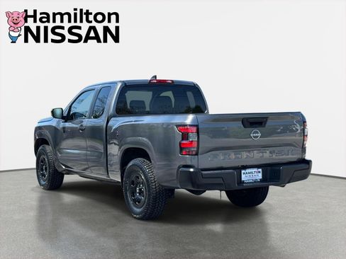Used 2022 Nissan Frontier S RWD image 4