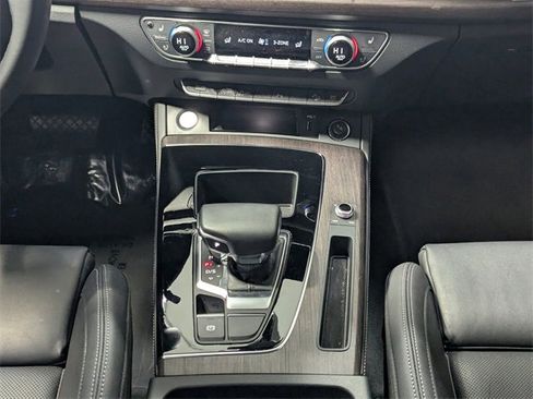 Used 2023 Audi Q5 2.0T Premium Plus w/ Premium Plus Package image 13