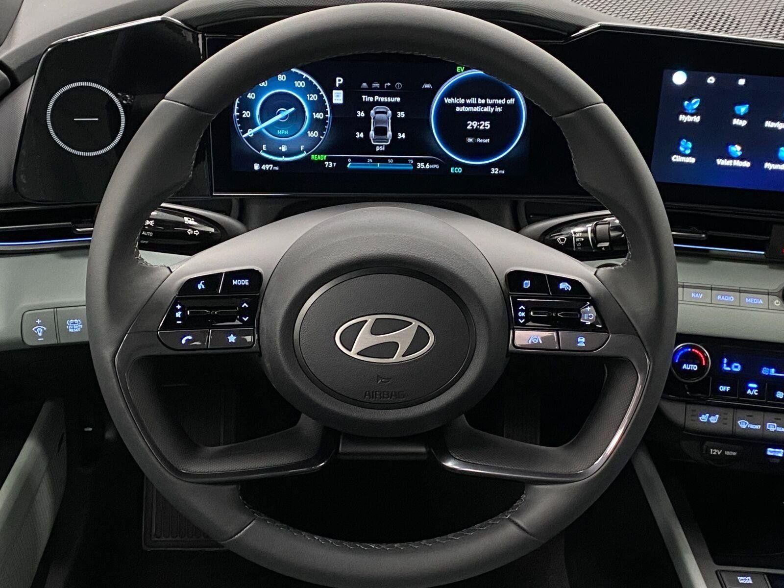 New 2026 Hyundai Elantra Limited FWD image 14