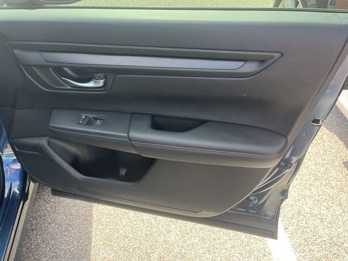 Used 2023 Honda CR-V Sport image 6
