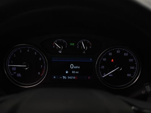 Used 2023 Buick Enclave Essence image 21