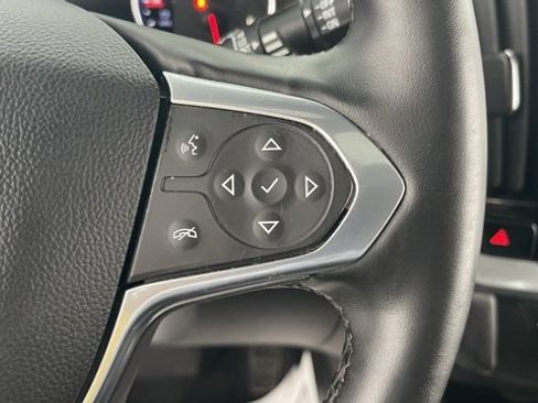 Used 2024 Chevrolet Traverse High Country image 36