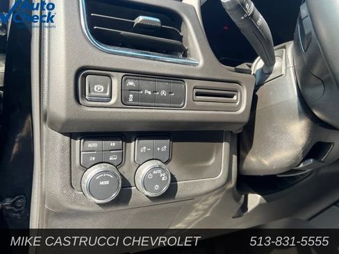 Used 2024 Chevrolet Suburban LT AWD/4WD image 9