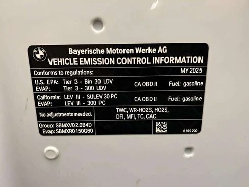 Used 2025 BMW 530i w/ Premium Package RWD image 91