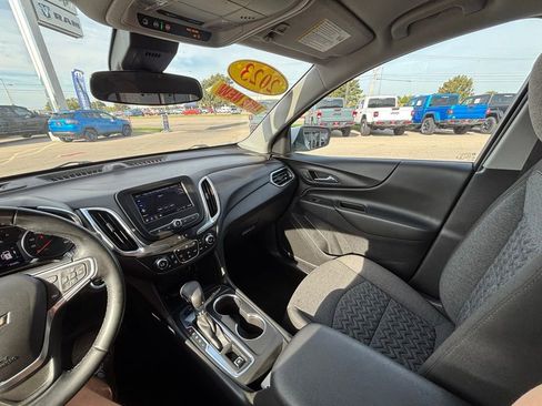 Used 2023 Chevrolet Equinox LT image 16