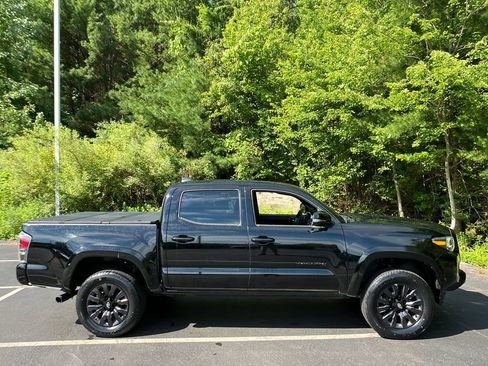 Certified 2023 Toyota Tacoma Limited w/ Nightshade Package AWD/4WD image 6