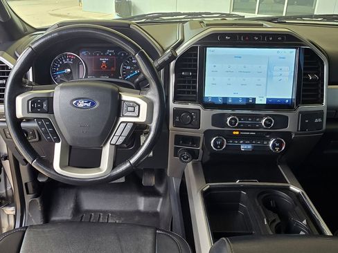 Used 2022 Ford F250 Lariat w/ Black Appearance Package image 23