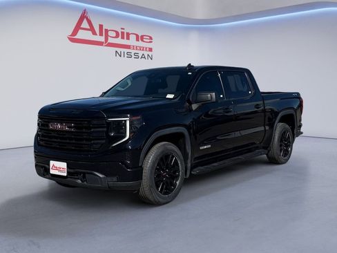 Used 2022 GMC Sierra 1500 Elevation image 1