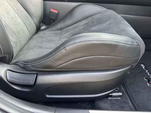 Used 2025 Hyundai Elantra N image 12