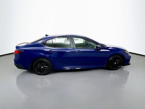 Used 2026 Toyota Camry SE w/ Convenience Package FWD image 8