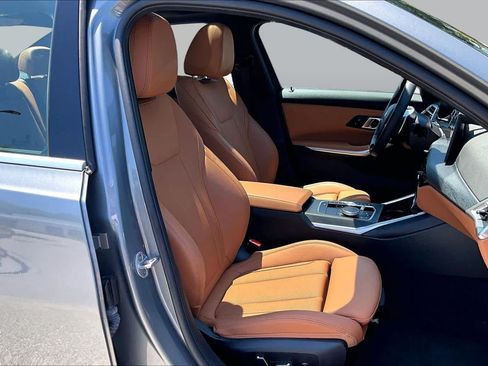 Used 2025 BMW 330i Sedan RWD image 9