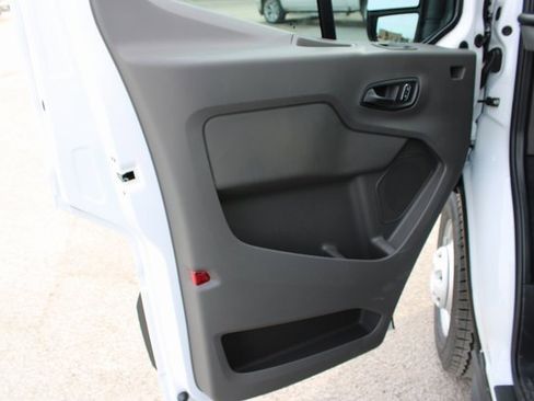 New 2026 Ford Transit 250 148 Medium Roof w/ Load Area Protection Package image 8