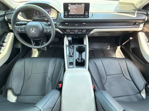 Used 2023 Honda Accord EX image 19