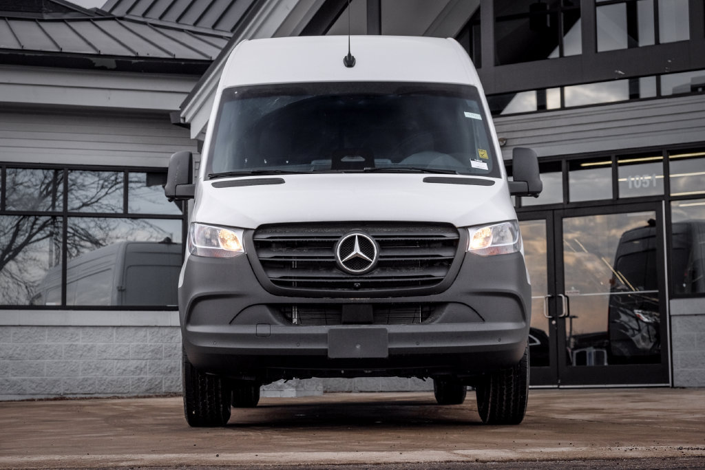 Used 2026 Mercedes-Benz Sprinter 2500 image 5