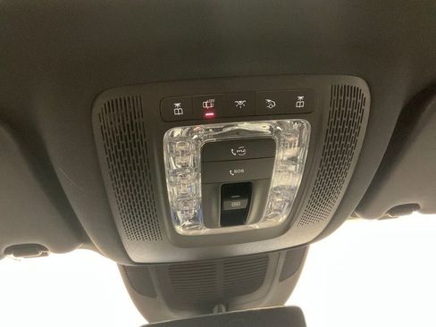 Used 2025 Mercedes-Benz GLS 450 4MATIC image 18