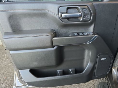 Used 2019 GMC Sierra 1500 AT4 image 28