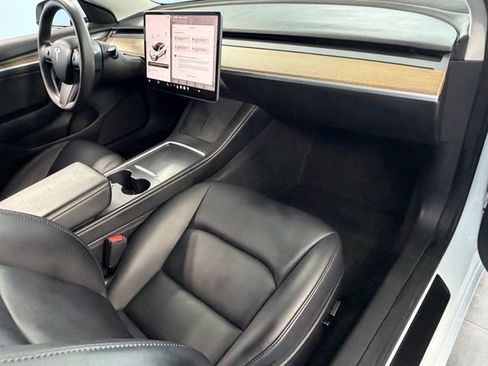 Used 2023 Tesla Model 3 Standard Range RWD image 13