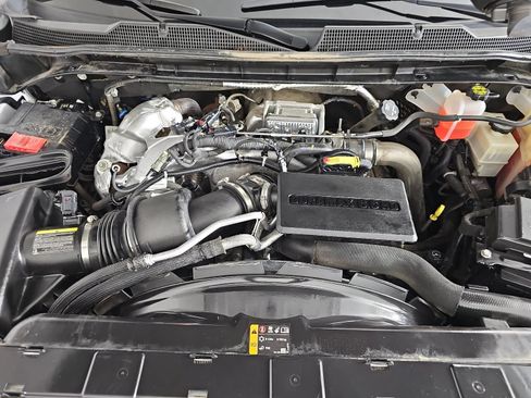 Used 2022 Chevrolet Silverado 3500 LT w/ Convenience Package AWD/4WD image 30