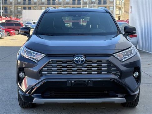 Used 2020 Toyota RAV4 XSE image 8