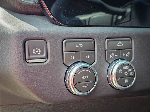 New 2026 GMC Sierra 1500 Elevation AWD/4WD image 15