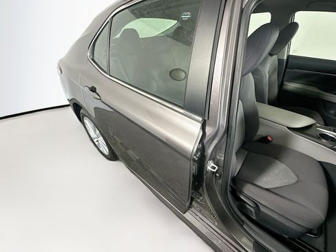 Used 2023 Toyota Camry LE FWD image 27
