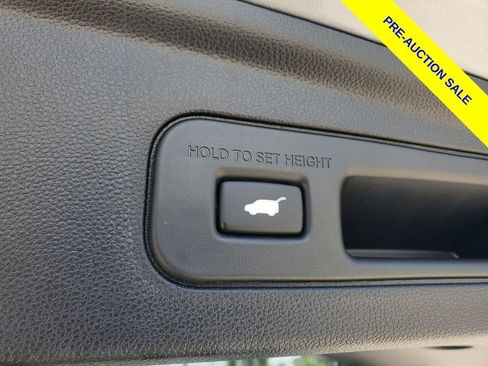 Used 2024 Acura MDX FWD w/ Technology Package image 9