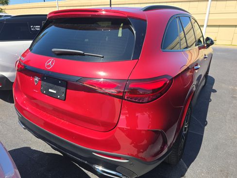 Used 2024 Mercedes-Benz GLC 300 image 2