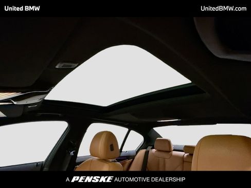 Used 2021 BMW 540i w/ M Sport Package image 13