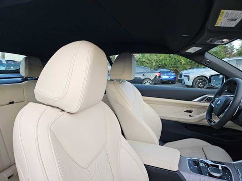 New 2026 BMW 430i xDrive Convertible w/ Convenience Package image 13