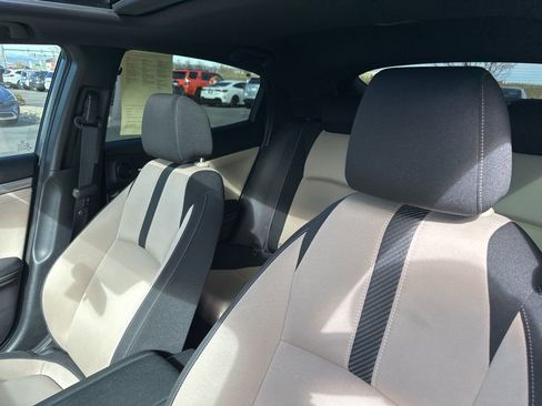 Used 2018 Honda Civic EX image 16