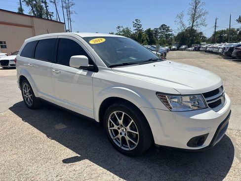 Used 2019 Dodge Journey GT FWD image 3