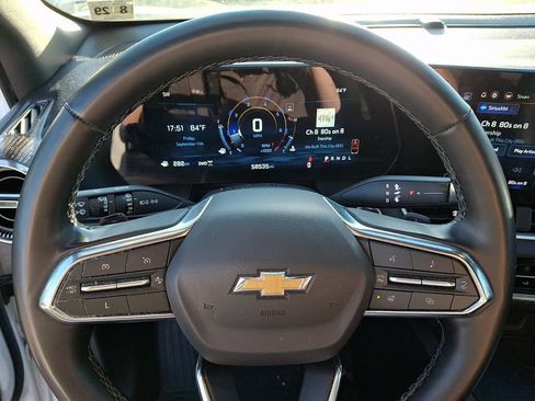 Certified 2025 Chevrolet Equinox LT w/ Convenience Package II AWD/4WD image 17