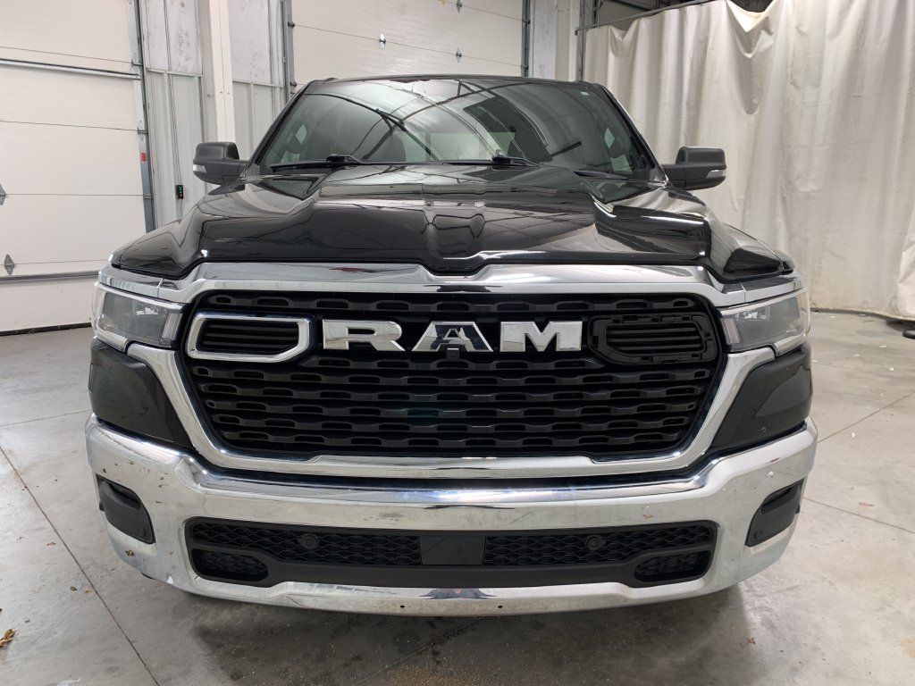 Used 2025 RAM 1500 Big Horn AWD/4WD image 15