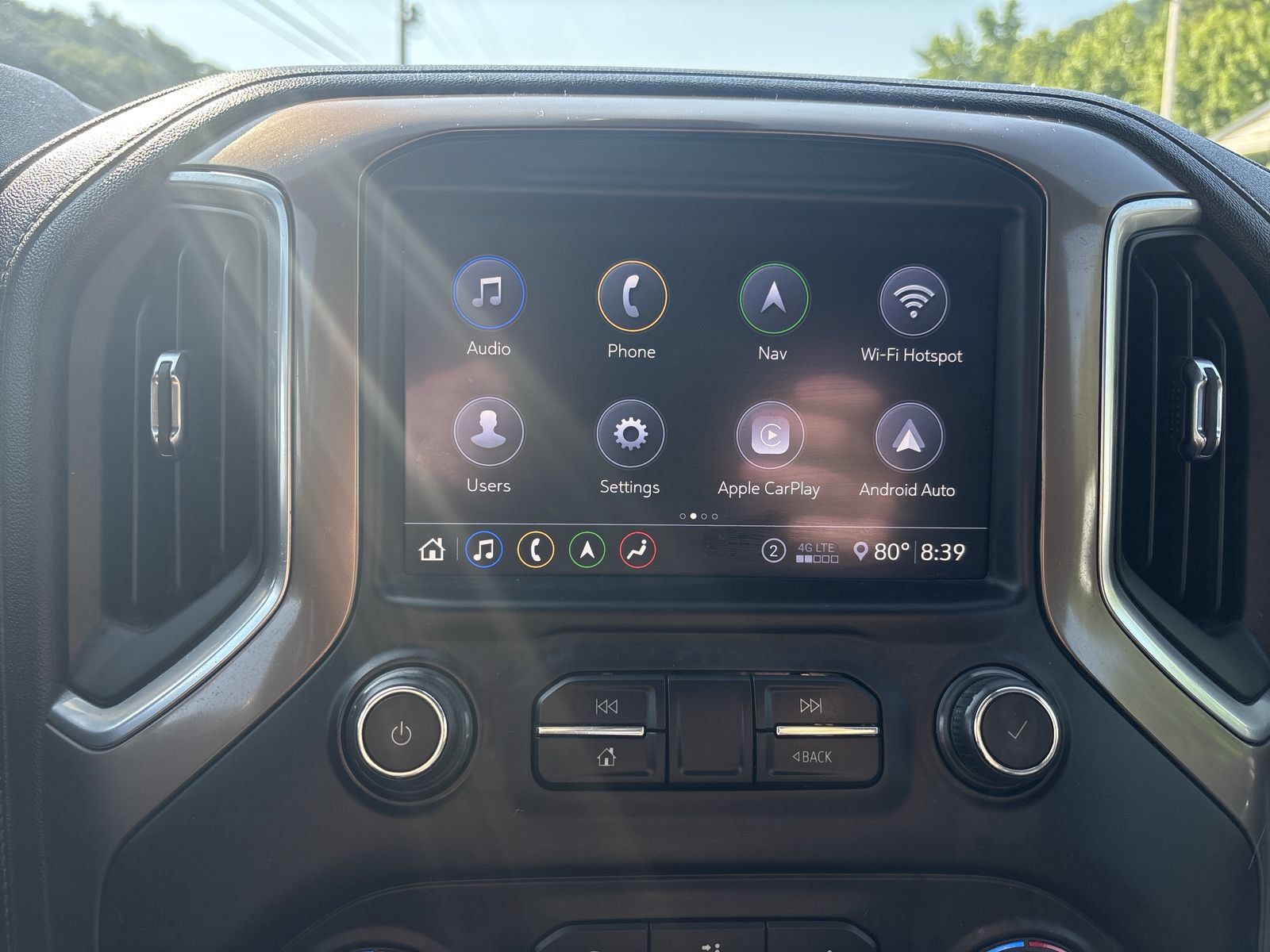 Used 2020 Chevrolet Silverado 1500 High Country w/ Technology Package AWD/4WD image 19