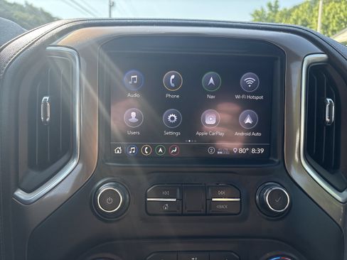 Used 2020 Chevrolet Silverado 1500 High Country w/ Technology Package AWD/4WD image 19
