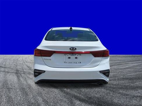 Used 2021 Kia Forte LXS FWD image 5