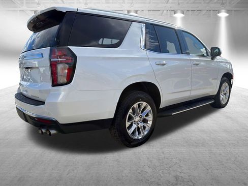 Used 2021 Chevrolet Tahoe Premier w/ Premium Package AWD/4WD image 5