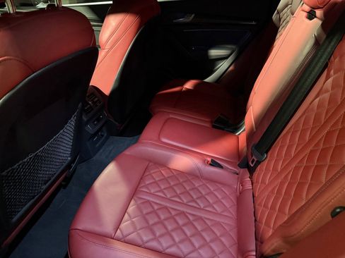 Certified 2024 Audi SQ5 Premium Plus image 23