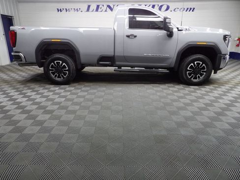Used 2025 GMC Sierra 3500 Pro w/ Convenience Package AWD/4WD image 2