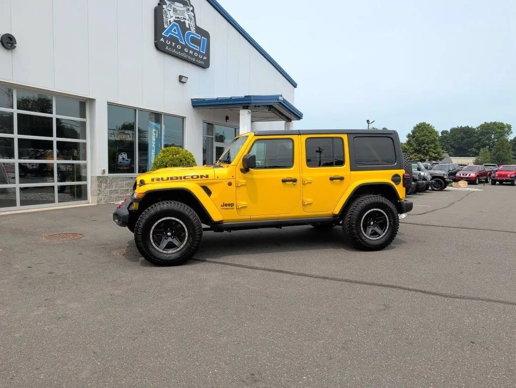 Used 2021 Jeep Wrangler Unlimited Rubicon w/ Dual Top Group AWD/4WD image 9
