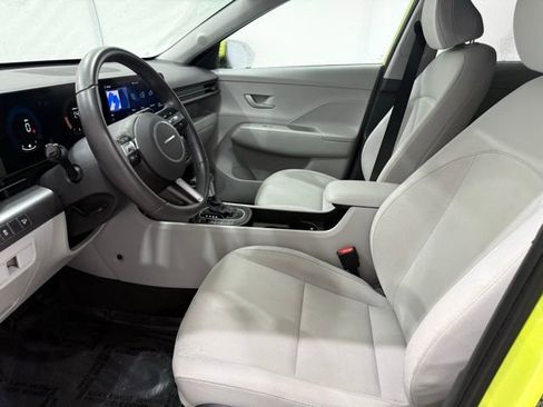 Used 2024 Hyundai Kona SEL image 11